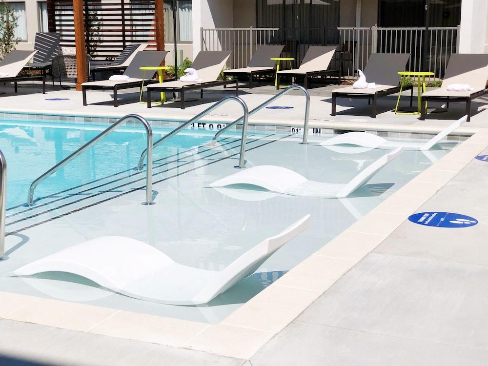 Doubletree Suites By Hilton Nashville Airport Εξωτερικό φωτογραφία