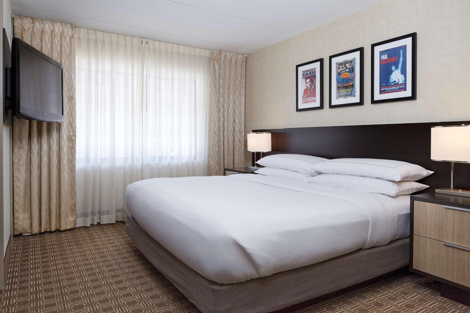 Doubletree Suites By Hilton Nashville Airport Εξωτερικό φωτογραφία