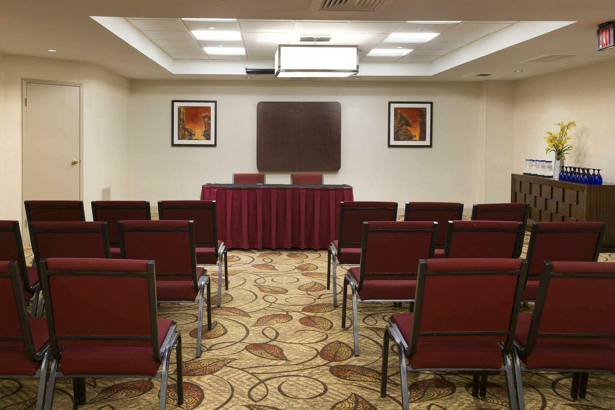 Doubletree Suites By Hilton Nashville Airport Εξωτερικό φωτογραφία