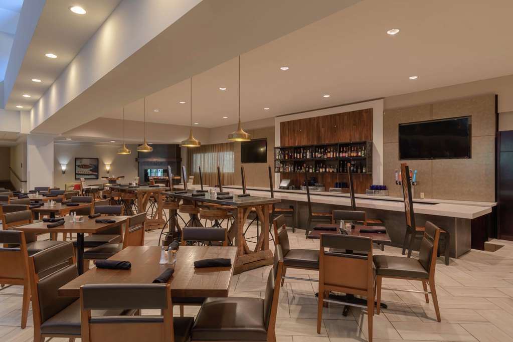 Doubletree Suites By Hilton Nashville Airport Εστιατόριο φωτογραφία